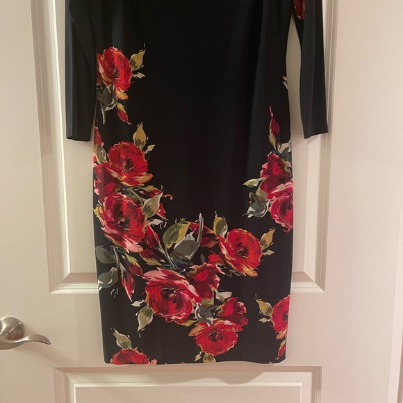 Cache Floral Black Dress - Picture 3 of 11